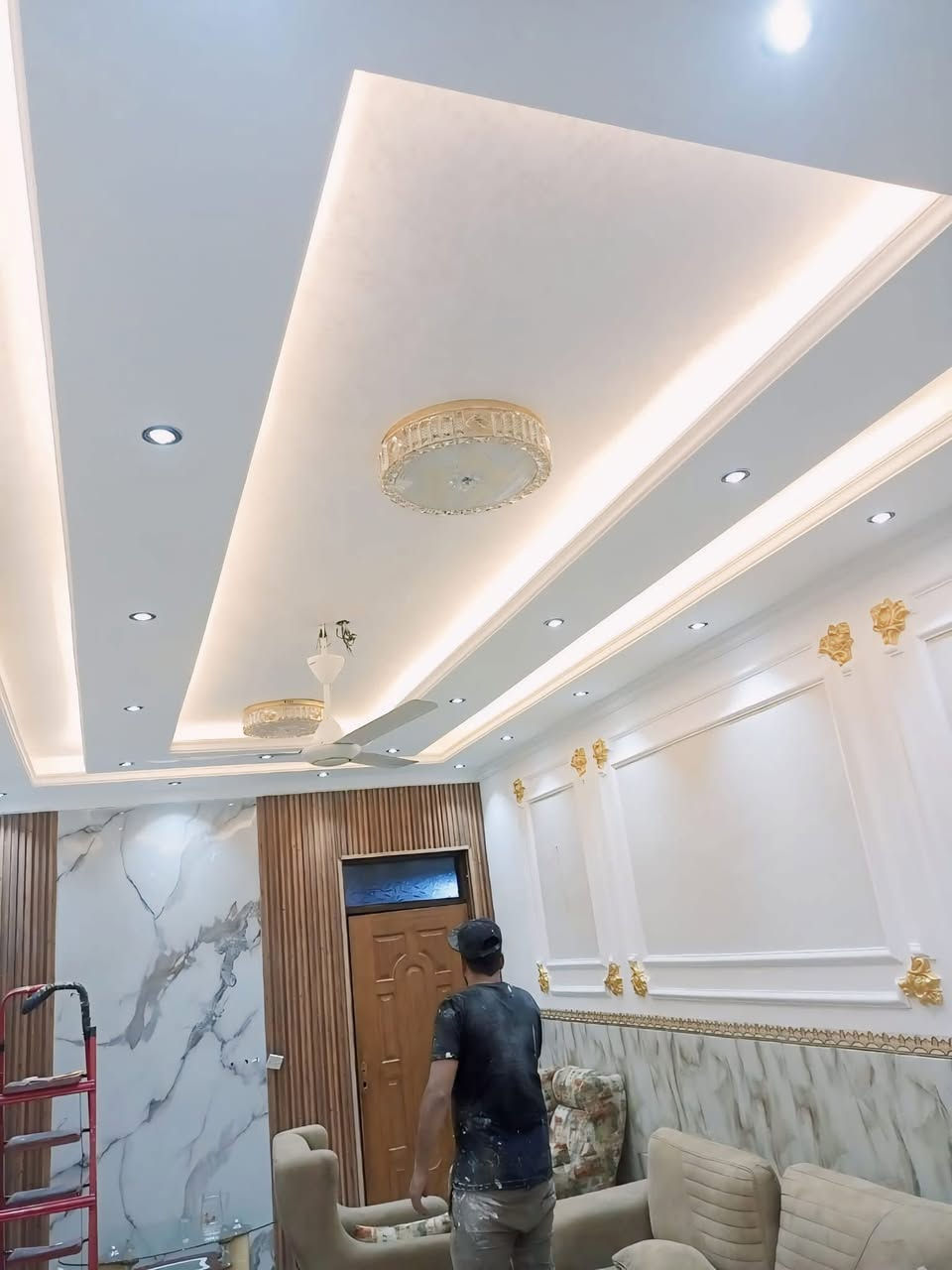 هل تبحث عن لمسة تجدد منزلك؟🏠
ديكوراتنا العصرية تدمج بين الأناقة، الراحة، والذوق الرفيع، لنحول كل ركن إلى لوحة فنية تنبض بالحياة! 🌿🛋️

✅ تصاميم مودرن وكلاسيك
✅ تنسيق ألوان احترافي✅ 
✅ استشارات تصميم مجانية!

📞 للاستفسار الاتصال ‪ ‪0774 665 4887‬
