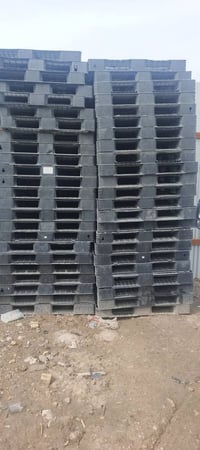 سكيب بلاستيك اسود • ١١٠x١١٠ • ٥٠قطعة