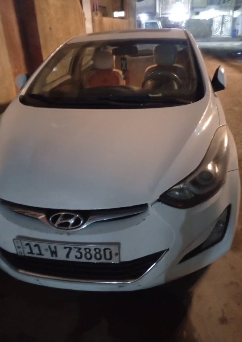 السلام عليكم
النترا خليجي موديل 2016  فتحه بالسقف مكينه 1800 رقم بغداد باسمي سياره جاهزه بس صدرها نص عمر يرادله ترتيب تبريد وتدفئ وكهرباء كوله شغال وبلادي وشرط ع الفحص بسعر 136 وبيها مجال حك الجيه مكاني بغداد الشعب للاستفسار ***********
