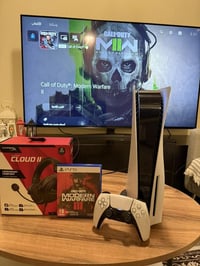 PS5 للبيع مع الملحقات PS5 Fat UK  مستخدم بحالة جيدة جداً لا مفتوح ولا ...