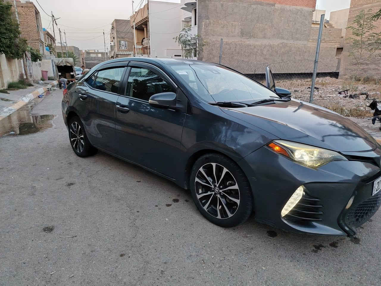كورلا موديل 17 باسمي هزة ورقم وسنوية جدد كير مكينة مكفولات تبريد ثلج تخم تاير جديد بيه صبغ جاملغات أمامية وبنيد بدون دواخل مكاني ديالى بعقوبة التحرير السعر 110 مراوس حسب القناعة للاستفسار *********** //***********
