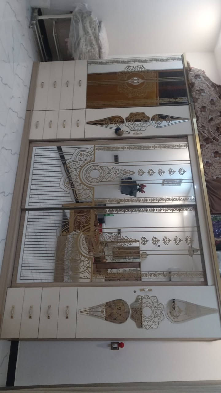 غرفه تركيه 7 قطع البيع مكاني بغداد المشتل نضيفه 80 بل 100 حلوه مرتبه سعر مليون ***********
