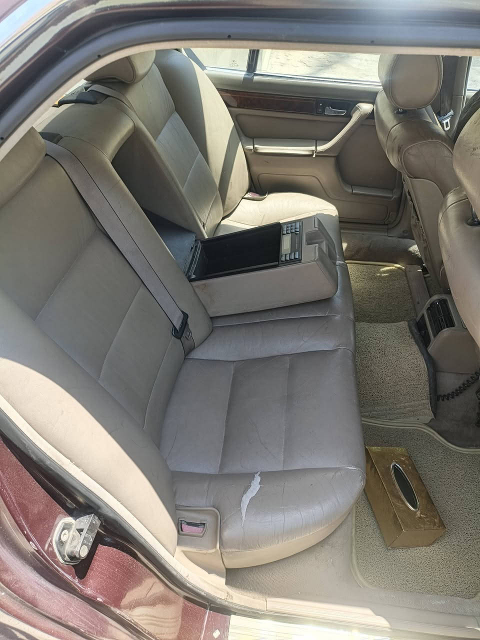 سلام عليكم (bmw ) السعر $60 
موديل 94 سياره جاهزه من كلشي مكفوله كير مكينه تخم تاير على ايدي تبريد ويه لسويج ثلج     
سياره جاهزه من كلشي مابيه نقص ولا دبديل ولا خياس سياره  مصبوخه جماليه لا اكثر مكينه  730 
عنوان بغداد حي العامل للستفسار اتصل( *********** )
