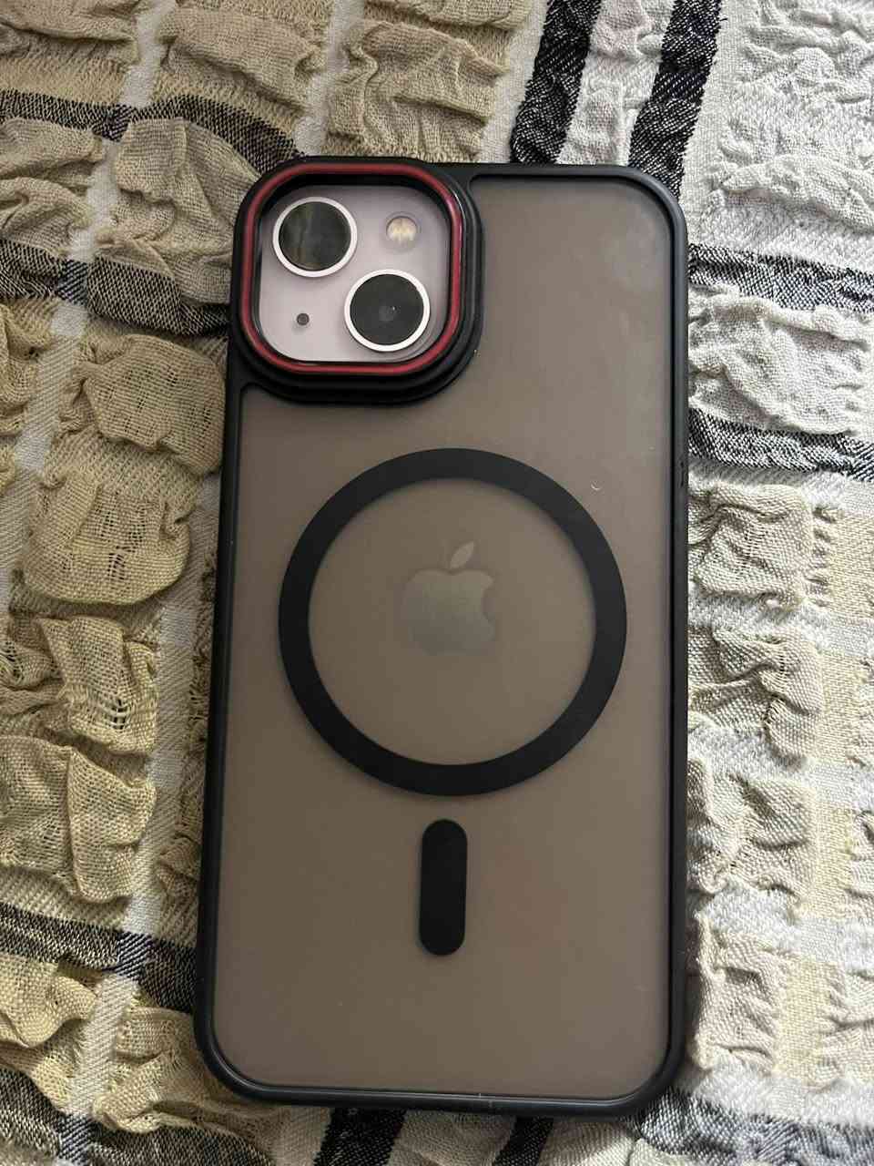 السلام عليكم ايفون١٣ذاكره١٢٨ شاشه بلاديه جهاز نضيف حيل مقفول ايكلود قيم بل يرضي الله وخذه مكاني بغداد المشتل تاخذه من البيت ***********
