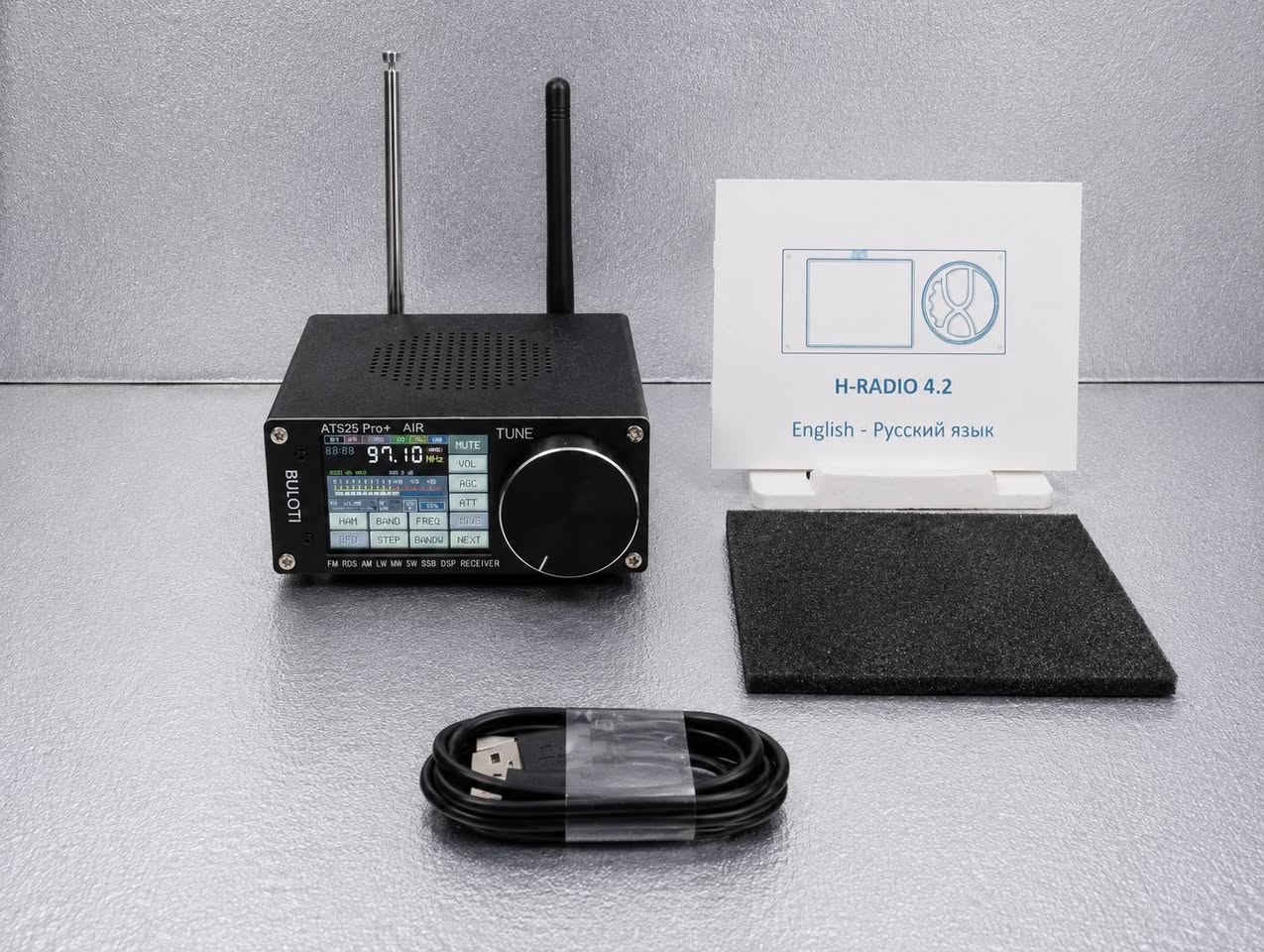 📻✨ راديو ATS25 PRO+ AIR | الإصدار الأحدث H-RADIO 4.2 ✨📻

🔥 هل تبحث عن راديو احترافي يجمع بين قوة الاستقبال والتقنيات الحديثة؟
إليك ATS25 PRO+ AIR الذي أصبح من أكثر أجهزة الاستقبال متعددة النطاقات طلباً لدى هواة الراديو والطيران والاستكشاف اللاسلكي.

✅ أهم المميزات:

📡 استقبال متعدد النطاقات: FM • RDS • AM • LW • MW • SW • SSB

✈️ استقبال نطاق الطيران (Air Band) استمع إلى اتصالات الطيران ضمن النطاقات المدعومة.

🌍 استقبال محطات الراديو البعيدة حساسية عالية تساعد على التقاط الإشارات الضعيفة بشكل ممتاز عند استخدام هوائي مناسب.

📶 Wi-Fi مدمج للتحديثات والوظائف الشبكية المدعومة بالإصدار الحديث.

🔵 Bluetooth مدمج سهولة الاتصال بالأجهزة المتوافقة.

🎛️ شاشة ملونة عالية الوضوح عرض الترددات وقوة الإشارة والمعلومات بشكل واضح وسهل.

⚡ معالج DSP متطور تنقية أفضل للصوت وتقليل التشويش وتحسين جودة الاستقبال.

📡 يدعم الهوائيات الخارجية للحصول على أداء أقوى واستقبال أبعد.

🔋 يعمل عبر USB استهلاك منخفض للطاقة وسهل التشغيل.

🆕 إصدار حديث H-RADIO 4.2 تحسينات برمجية وميزات إضافية مقارنة بالإصدارات الأقدم.

🔑 يأتي مع الكود مفعلاً جاهز للاستخدام مباشرة.

⭐ مناسب لـ: ✔️ هواة الراديو
✔️ متابعة محطات الموجات القصيرة
✔️ الاستماع لنطاقات الطيران المدعومة
✔️ الباحثين عن جهاز SDR وراديو متطور في جهاز واحد

💥 جودة تصنيع ممتازة 💥 استقبال قوي 💥 صوت نقي وواضح 💥 مواصفات احترافية بسعر منافس

📩 للاستفسار أو الطلب راسلنا الآن.

🚀 الكمية محدودة... احجز جهازك قبل نفاد المخزون! 🚀


**إذا كنت صاحب هذا الإعلان وتريد حذفه لأي سبب، رجاءا أرسل رسالة إلى الدعم الفني**