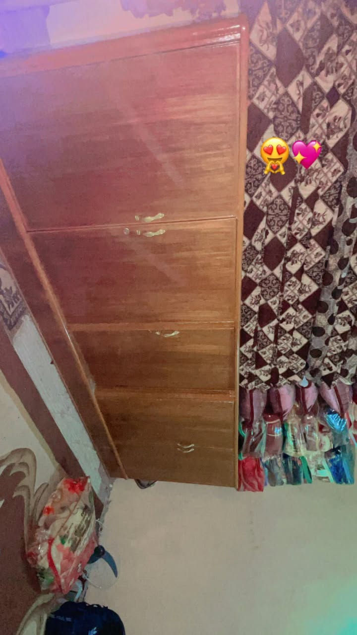 السلام عليكم بوفيه تسكام درجة اولى موسوكية ماخذتها ب550 اريدها ب325 وبيها مجال الموشراي لايكسر بالسعر ***********
