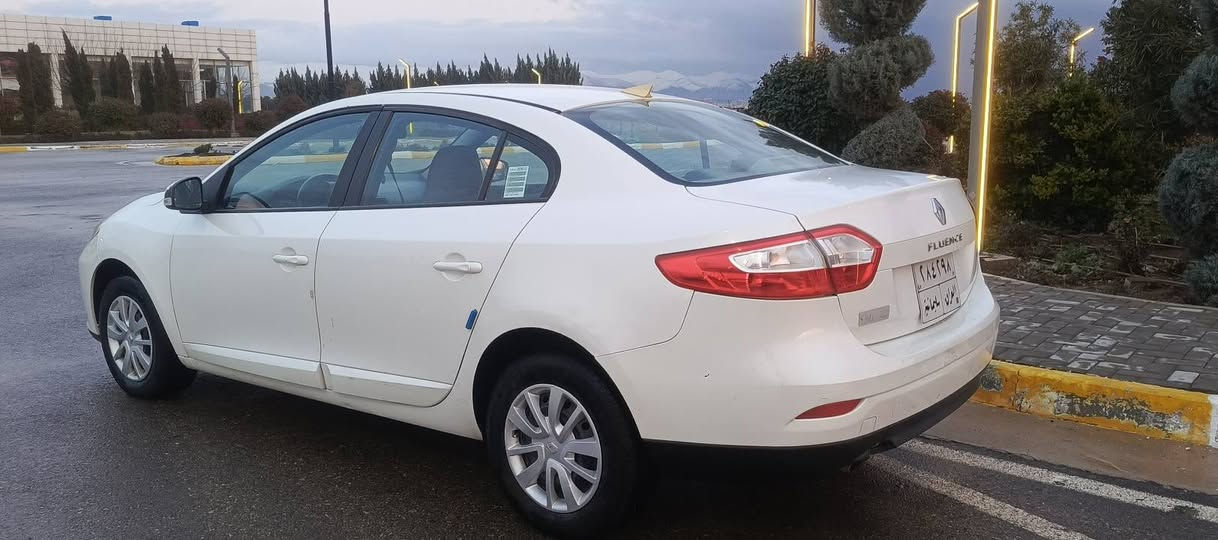 *********** رينؤ فلؤنس ٢٠١٢ كيرمه كينه  ساردى كه رمى به شه رت سه ياره كه زؤر تازه يه ك  پارچه ى بؤ ياخه بى ناوكرتن مالى دؤسته زؤرپاكه  سحرى ٦٧كه لا له سليمانيه *********** السليمانية, العراق
