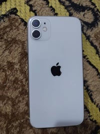 ايفون 11لبيع بطاريه 90 سعر 100بيه مجال  ‏‪0781 048 6567‬‏