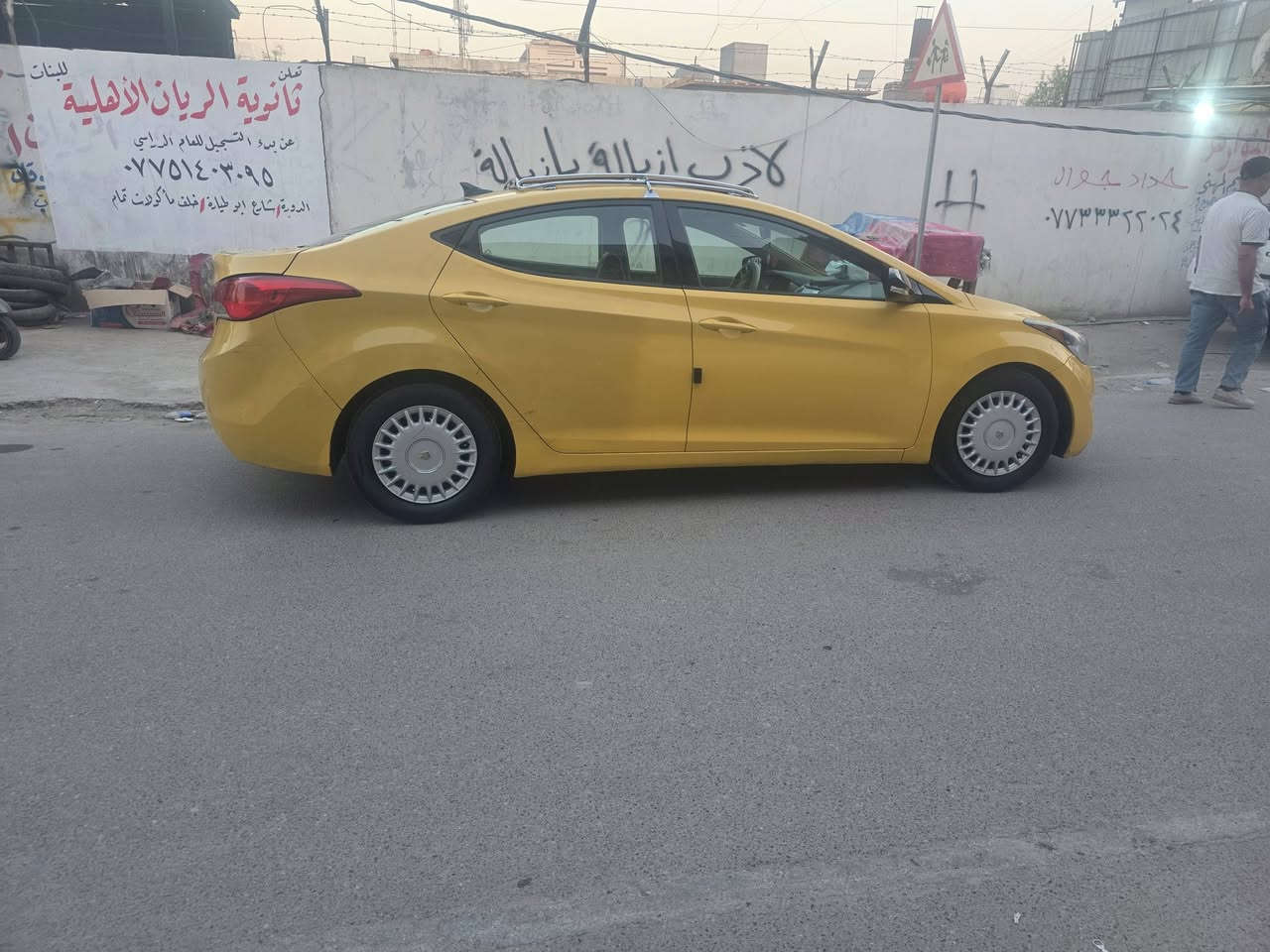النترا ٢٠١٣ فول عدا البصمه
بغداد رقم الجديد
حادثها جاملغ خلفي وباب
كير ومكينه وتبريد مكفولات 
تكم ودواخل مكفولات 
السياره جاهزه على اخر شي ربع متصرف
شكد متصور جديده 
مكانها بغداد الدوره 
السعر 102وبيها مجال بسيط
***********
