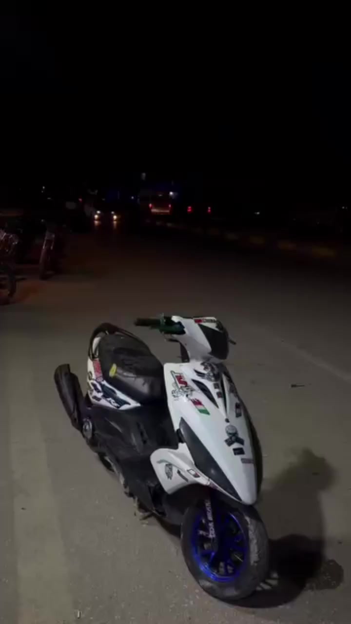 سلام عليكم ماكس مضلع للبيع مزوده جديد 
صالنصه اف ام 
شيال راجع
شوته رياضي 
كلجات رياضيه 
ويل كب رياضي
وبعد هواي شغلات 
السعر 750وبيها مجال 
الرقم ***********
مكاني كربلاء الحسينيه الجريه
