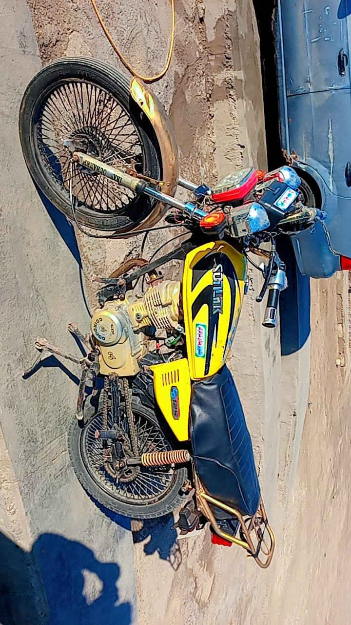 سلام عليكم تراجع البيع مكفوله كفاله عامه وراق صولي 450 وبي مجال عنوان حله ناحيته الامام جبله ستفسار رقم ***********
