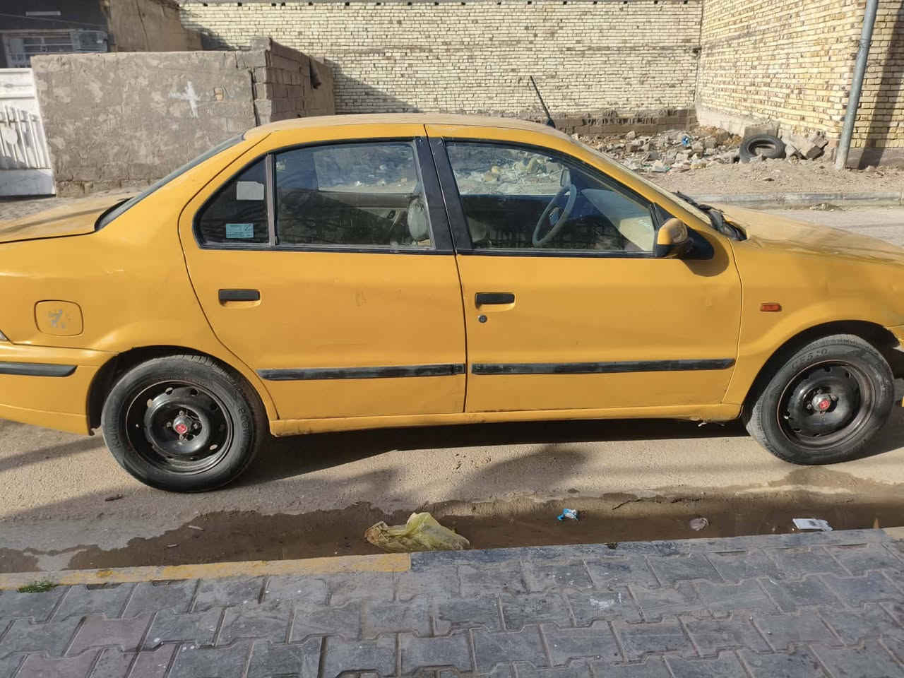 السلام عليكم سياره سمند موديل 2010 مكينه وكير نضيفه بدون تبخير وتنقيص حداديه خير من الله سنويته لل 30
السياره بأسمي ما مطلوبه ولا ربع السياره هستوه مصفره 
 السعر 32 المكان واسط كوت شارع القاضي الرقم /***********
