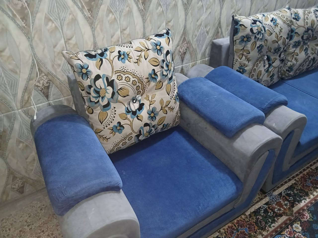 سلام عليكم غراض للبيع نضيفه كلمن وسعره الي يريد يستفسر يتواصل وياي ع الصفحه


**إذا كنت صاحب هذا الإعلان وتريد حذفه لأي سبب، رجاءا أرسل رسالة إلى الدعم الفني**