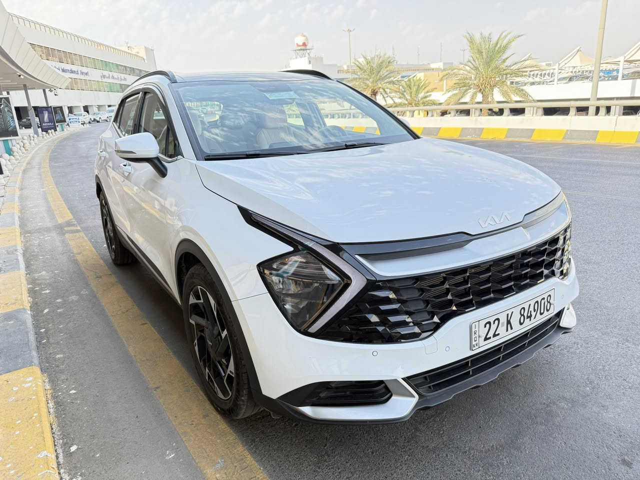 🚗 للبيع: كيا سبورتج 2024
📍 مكان السيارة: بغداد / حي الجهاد
📞 للتواصل: ***********

📊 المسافة المقطوعة: 28 كم
🛠️ المحرك: 4 سلندر – 2000cc دوش 

⚙️ المواصفات:
• فول مواصفات 1/1 البانوراما 
• مقاعد كهربائية
• بصمة تشغيل 
• شاشة وعداد ديجيتال متصلة
• مري شفط مع نظام ترحيب
• شاحن هاتف لاسلكي
• تحكم بالقيادة
• حساسات أمامية وخلفية
• تبريد قطعتين
• تدفئة بالمقاعد والستيرن
• صندوق كهربائي ذكي
• حساس إطارات (ويل)
• تشغيل عن بُعد
• مانع انزلاق
• Auto Hold
• زر للتحكم بالحساسات
• تحكم بالإضاءة

⚠️ أضرار السيارة:
• وارد خليجي
• مكفولة عام بدون أضرار ✅
• السيارة بوضع الوكالة ✅

📌 تفاصيل إضافية:
• رقم السيارة: اربيل الدولي الجديد
• لون السيارة: أبيض
