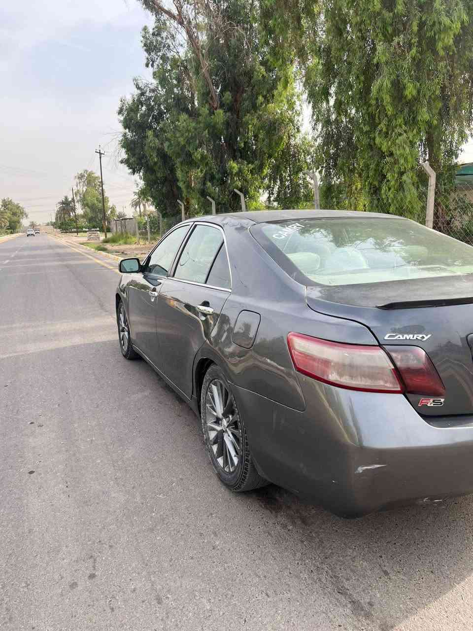 السلام عليكم

كامري للبيع موديل 2007 
وارد امريكي
محرك 4 سلندر 2400
تحكم استيرن
كشن كهرباء
ويل افلون
لايت Led
بيها صبغ اقل الحزام
سيارة حلوة وجاهزة
رقم جديد سنوية جديدة باسمي
رقم سليمانية تحويل مباشر

سعر 75
بغداد العامرية 
***********
