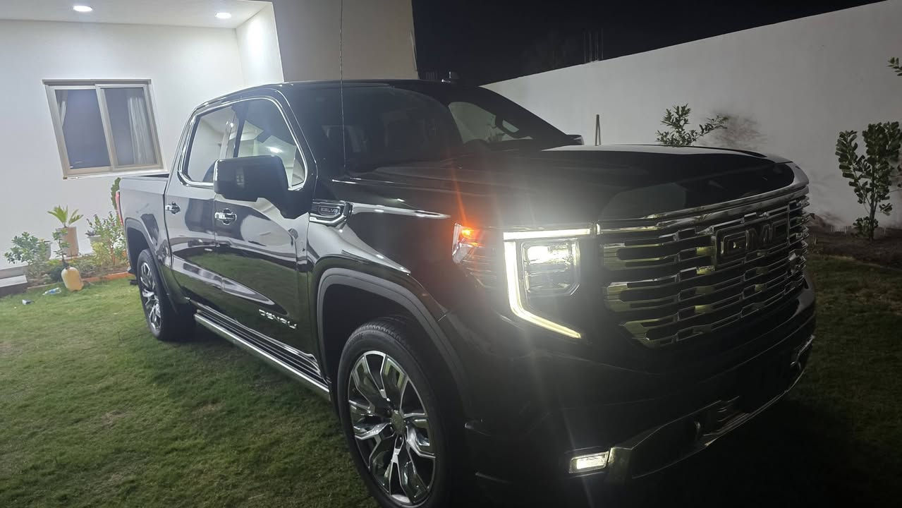 للبيع GMC سيرا 2024
دينالي الشكل الجديد 

باب طويل بدي قصير المرغوب

محرك6200 v8

4*4 فور ويل

سلايد روف فتحة

حساسات 360 درجة من كل الجهات 

رادار امامي خلفي و جانبي 360 درجه 

كامرات 360 و كامرة بالبدي و شاشه مراقبه بالمرايه الوسطيه نفس مال كدلاك

داخل جلد كشنات تدفئه وتبريد امامي وخلفي

كشنات هزاز تحذير

توقف ذاتي عند الرجوع  واتو ستوب و داتا شو بالدشبول 

مري شفط وترحيب و كامرات

باب خلفي 3 طكات 

جامه خلفيه 3 قطع كهربائيه

دوسات كهربائيه اصلي  

منضومه كزوز سبورت بلاديه من امريكا 

5 انظمه قياده 

كير 10 نمر

تشغيل عن بعد كير طرح و شاشات ديجيتال بالكامل 

انارة محيطيه ترحيبيه 360 درجة
سياره رقم بغداد شهداء
***********
