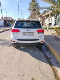 جيب لاريدو • جيب 2019 • سيارة جيب • جيب لاريدو 2019 • سيارة امريكي • ب...