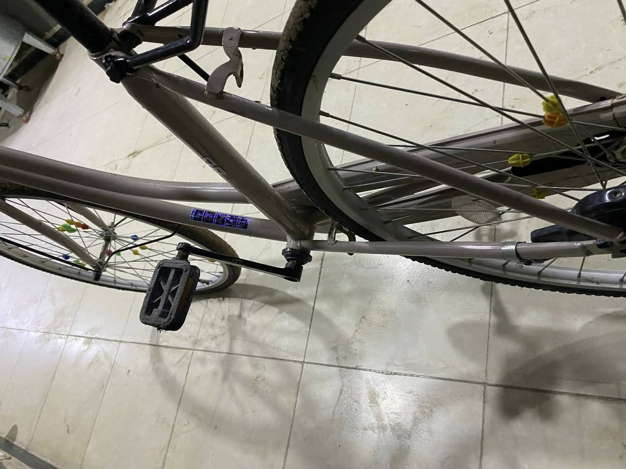 السلام عليكم بايسكل ياباني موديل 2021 مستخدم قليل سعر 105 وبي مجال قليل  التواصل على هذا الرقم ***********
