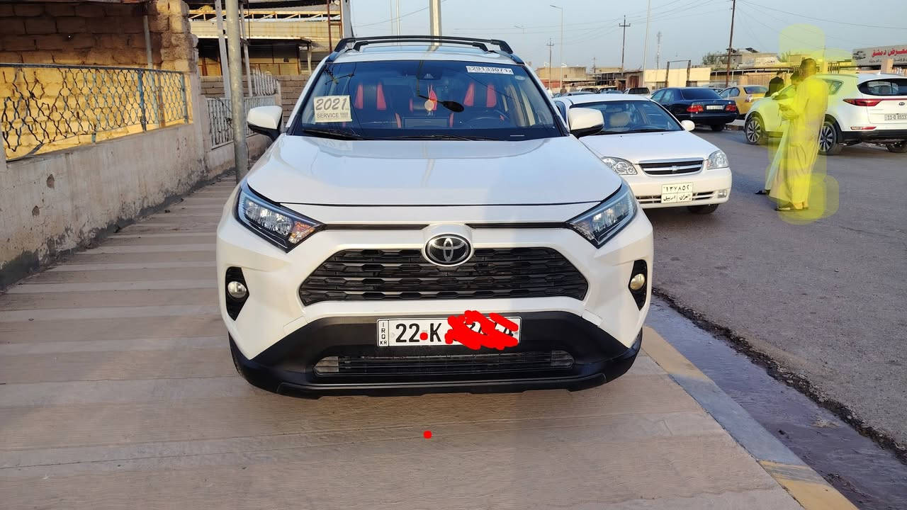 2021 TOYOTA RAV4, XLE /راف فور
تويوتا رافور  مرقم أربيل دولي

💯 السيارة بيع فقط 💯

السيارة فول موصفات  ١/١

السيارة ماشيه :  (56000 الف miel)

الضرر :  جاملغ أمامي وبونيد وبابين جهة السايق

حجم المحرك 4 سلندر (2.5L) بانزين فقط 
مواصفات XLE :
فتحة السقف ( سيلايت ) 
بصمة تشغيل
صندوق كهربائي 
رادار أمامي
تحديد مسار
رادار جانبي (نقاط عمياء)
رادار خلفي
اوتو ستارت (Auto start)
اوتو ستوب(Auto Stop)
هاند بريك بصمة
اوتو هولد(Auto Hold)
تحكم وضعيات القيادة ECO,NORMAL,SPORT
مانع انزلاق+ABS
حساسات خلفية+كاميرا
تحكمات استيرن
اشاير بالمري 
لايتات زينون و عدسه 
بلاكتور زينون 
تبريد قطعتين 
وبقية مواصفات XLE المعروفة

السعر : 178 وبيها مجال

وبيها سونار والك حق الفحص

مكان السيارة /بيجي اوتكريت
***********
