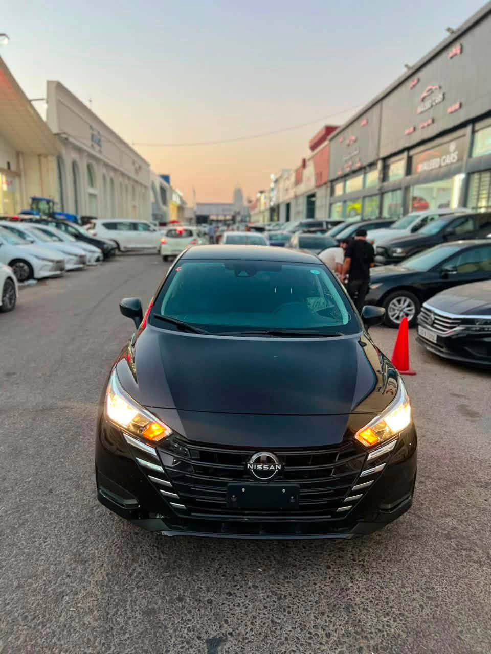 فيرسا 2024 بلكارتون بلايلون
سعر 115
***********
***********
ربع صندوق بيهه صبغ فقط ماباقي كفالة عامة ايرباك سليم ماشية فقط ٤ الف أخت زيرو رادارات امامي و خلفي و جوانب و اوتو ستوب و اوتو هولد شاشه كبير و كاميرا سياره رقم كاتي مؤقت مكانها أربيل
