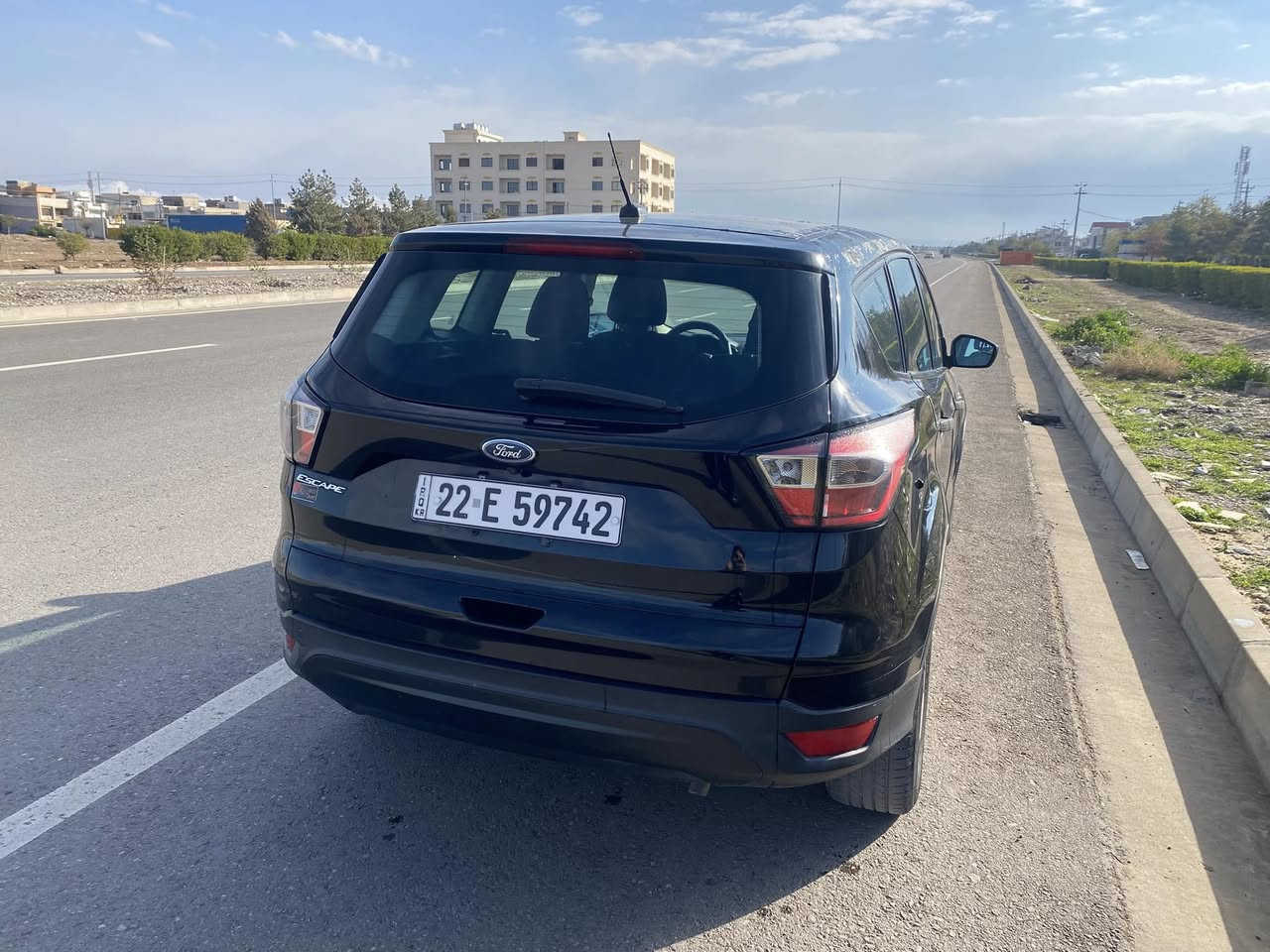 Ford escape 2017
مۆدێل ٢٠١٧
مواسەفات ئەمەریکی
مەکینەی ٤ پستۆنی ٢.٥ لیتر
عدد امیال ١٣٥،٠٠٠km
(سویج بصمە،تەحەکوماتی سەر سوکان،شاشەی ئەلیترۆنی،برێک بصمە،کامێرەی دواوە)
٢ پارچە بۆیاغ
شانسی نەگرتیە و زۆر خاوێنە
نرخ ١١٠$ وەرەقە و مەجال
ژمارەی مۆبایل (***********) (***********)
