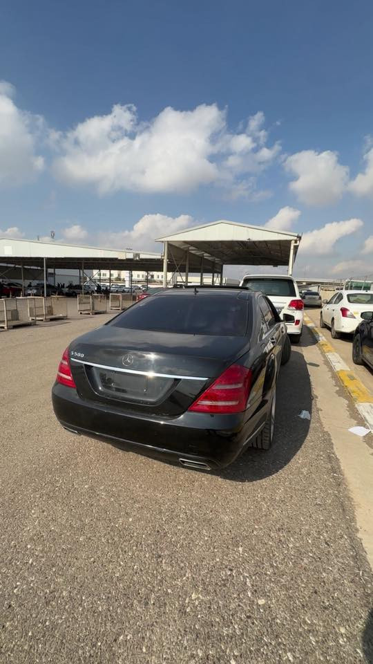 سلام عليكم
مارسدس S500 2011
وارد الماني 
باب طويل 
صبغ ٣ قطع اثر جراد بدون ضرر
فول مواصفات
اربع كشنات كهرباء
اربع كشنات خزن ميموري
اربع كشنات مساج
پانوراما
لايت متحرك
ناظور ليلي
صندوق كهرباء
5 پردات كهرباء
اربع بيبان شفط
ويل 20 AMG
مري شفط
مري قلاب عند الرجوع
للاستفسار 
***********

