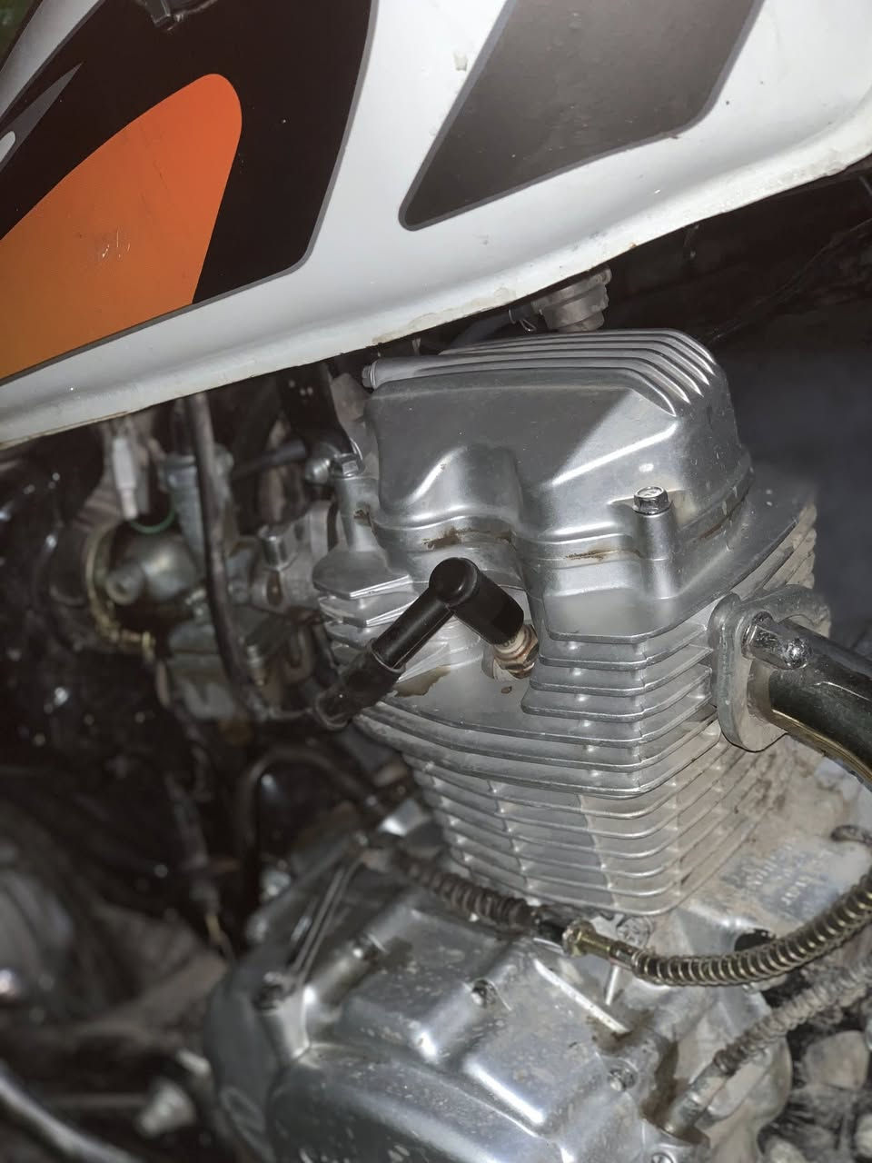 السلام عليكم دراجه سولنك 4كير دراجه موديل 2025اوراق اصولي الدراجه صبانه ممدوده عليهه جيب مصلح وتعال افحص الدراجه هيه ولصندوك سوه سعره 450 وبيهه مجال مكاني بغدادً العامريه مستعجل على بيعتهه حيل متوازي 
وهذه رقمي 
 الدراجهً سويت بيهه حادث نقصههً بس عداد و مازدهً متكلف كلههً 25الفً***********
