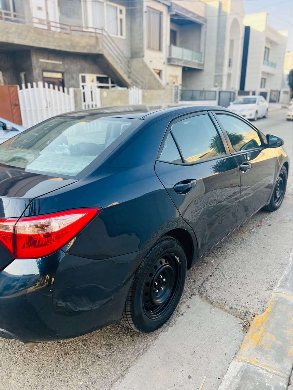 السلام عليكم اخوان للبيع كورلا موديل 2017  لون نيلي سبع الوان كير اوتوماتيك كير محرك شرط مامفتوح رقم سليمانيه سنويه و لوحة كله جديد لحد 2029 بسمي دفتر بانزين موجود  تخم تايرات جديد صار اسبوع شادلها تبريد ثلج ❄️  تخم صدر جديد باتري جديد سياره فقط ربع بنيد معجون و صار نص بنيد صبغ بدون دواخل و ايرباك باقي مكفول  و مكانين بارد بيها مواصفات  LE معروفه تبريد بيانو و رادار و كشنات هيتر وللاستفسار ازيد اتصل *********** و *********** اسيا واتس اب موجود مكاني كركوك حريه قرب ملعب دولي كركوك, العراق
