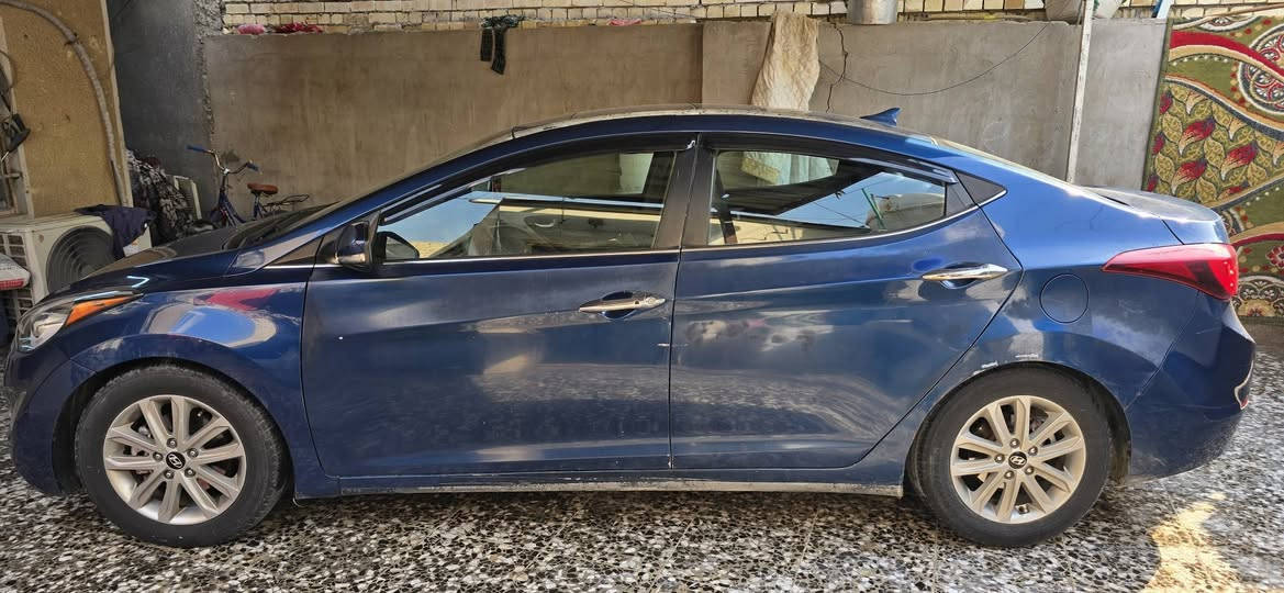 النترا موديل 2016
فول مواصفات 
رقم بغداد مميز بسمي حرة
بصمة 
شاشة كامرة
جلد 
كشن كهربائي
مكينة GDi 2000
حادث بدون دواخل 
***********
سعر 118 ورقة
