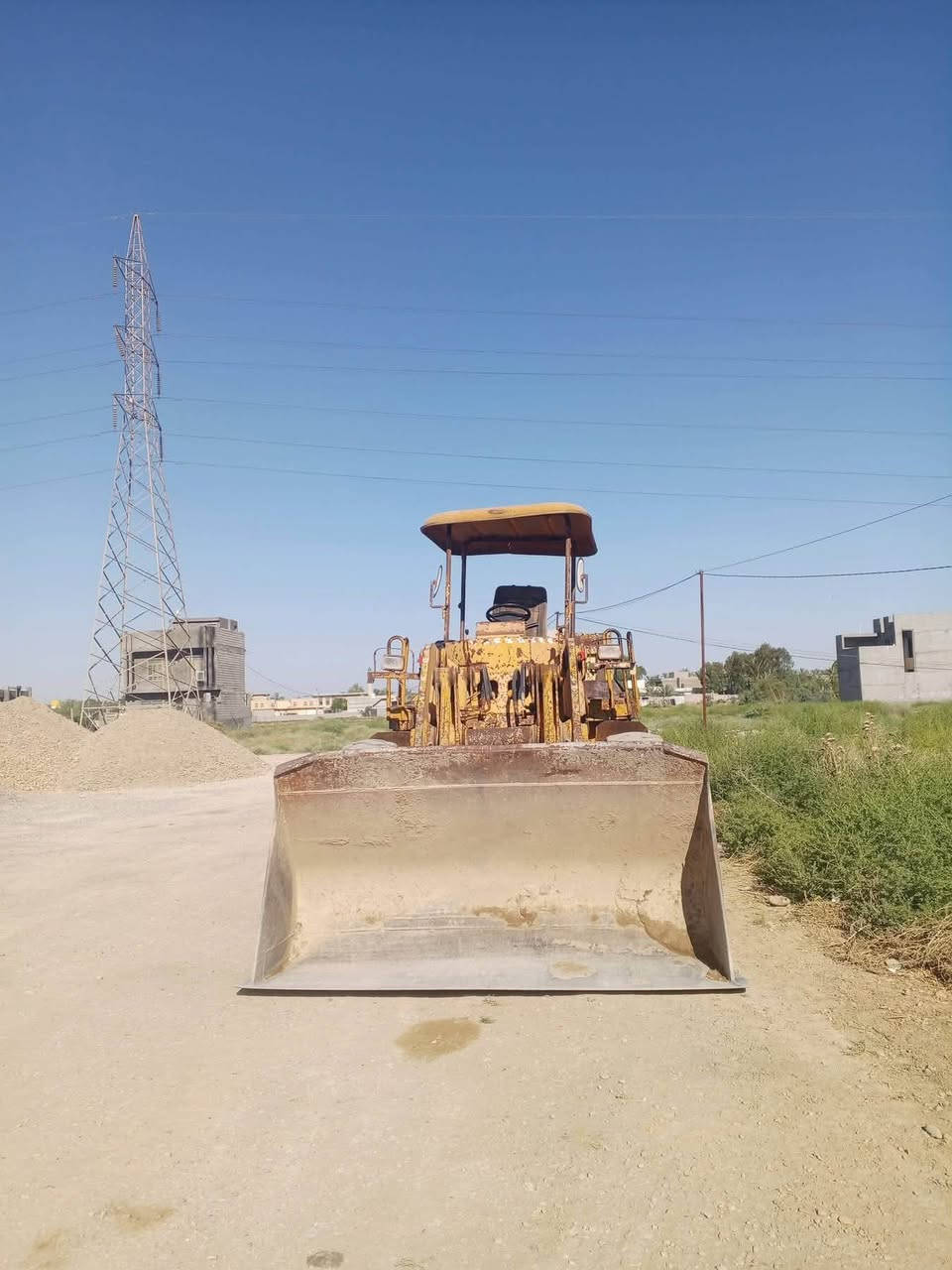 شفل 70موديل 81محرك Bكير تركم اكسلات  دفع رفع بشرط  منفيس بي معاملة للاستفسار ***********
***********
