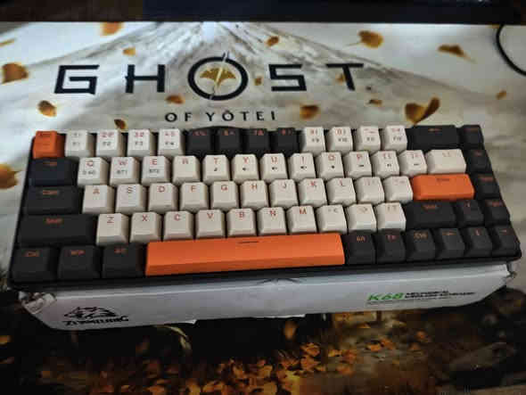 من رخصة ادمن قطع للبيع 
ماوس رايزر سعرة 30 الف
ماوس لوجتك 25 الف
كيبورت شحن 25 الف
كيبورت بطاريات 20 الف
مكاني بغداد الدورة تواصل واتس اب ***********
