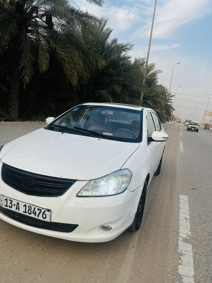 سلام عليكم بي وايدي 2015 رقم ميسان جديد سياره بسمي تحويل ثاني يوم هزه بعده مساقطه سياره فول موصفات بصمه فتحه شاشه كير اوتو بيه بابين صبغ جهة لعبري صالي يومين من مسويه ادامه كامله نوزلات بلكات درايم شفت جديد  كير ومحرك خير من الله سياره جاهزه 
سعره 44 وبيه مجال 
مكان سياره كربلاء
***********
***********
