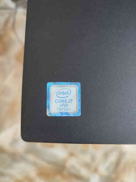 لابتوب (Lenovo) CORE i7  للبيع شاشه لمس  دبل بطارية وجميع التفاصيل بداخل الصور موجودة
جهاز كلش نضيف واستعمال قليل مع الحقيبه والشاحنة الاصليه 
السعر 350 الف وبي مجال 
العنوان بغداد 
للاستفسار اكثر ***********
