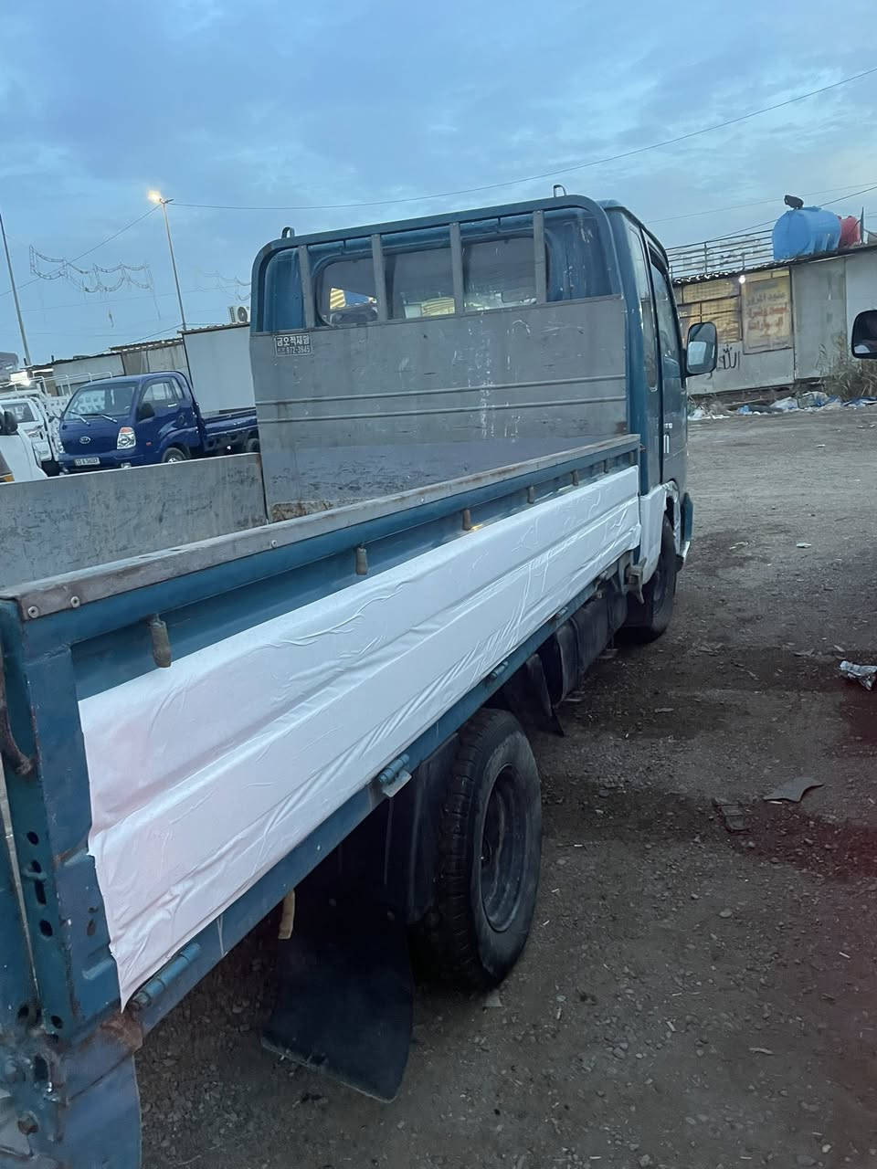 السلام عليكم كيا سامسونك للبيع موديل 1999 بأسمي تحويل ثاني يوم رقم ديالى محرك بي تبخير كير اكسل شاصي رقم شاصي مكفول مكاني بغداد السعر على الخاص ***********
