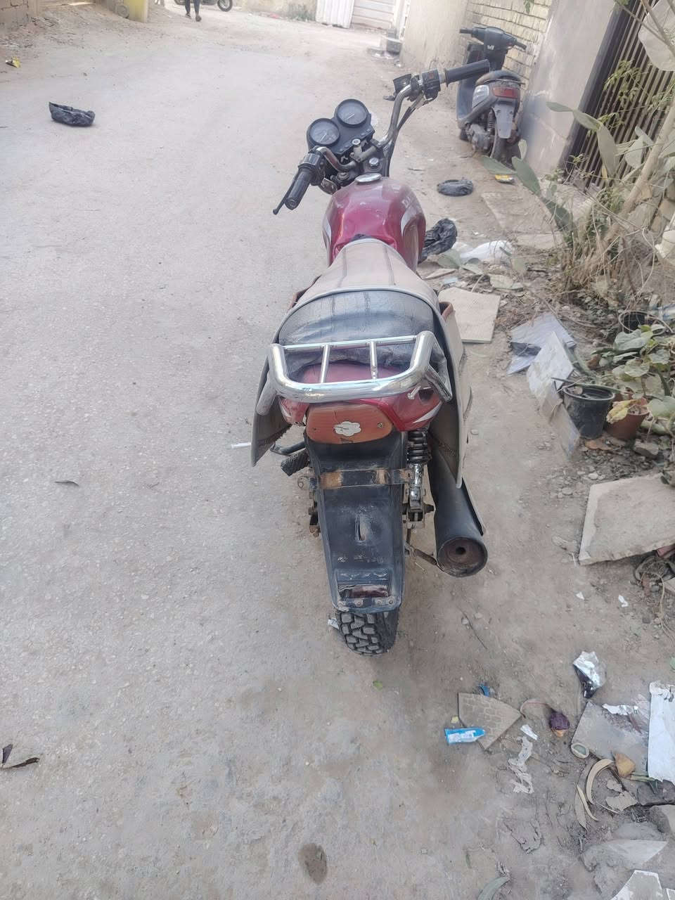 دايون كلك لا تنقيص ولا تبخير عنوان كربلاء جار العباس قرب فندق البارون السعر 300 وبيه مجال قليل الشراي يدلل ***********
