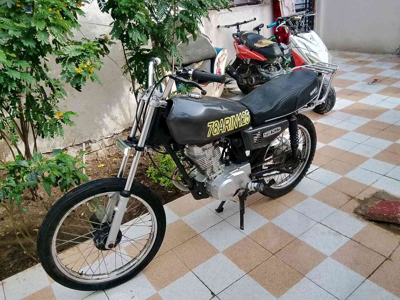 نامه البيع كلك كلك مكفول عشارين سعر 350 العنوان ناصريه يم حي الصناعي مقبيل العمل مال الغاز ***********
