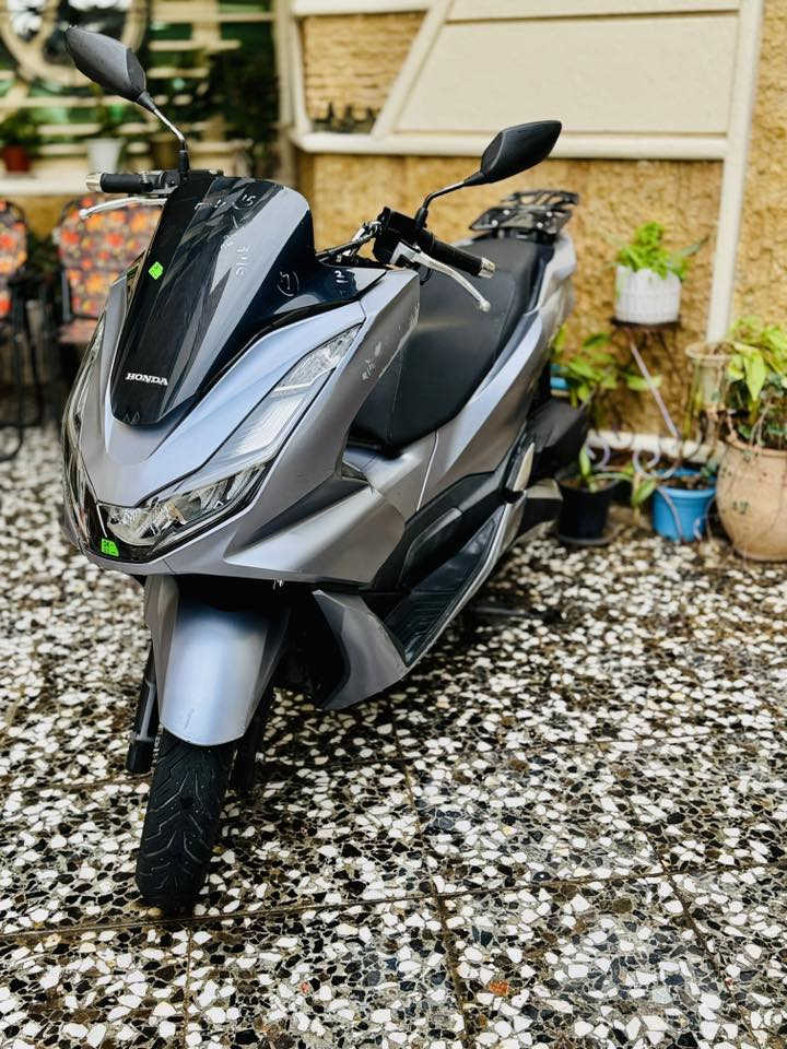 السلام عليكم دراجه pcx للبيع كوري الجيل الرابع مكفوله بدون اي نقص السعر 18ورقه وبيها مجال بسيط
للاستفسار:
***********
