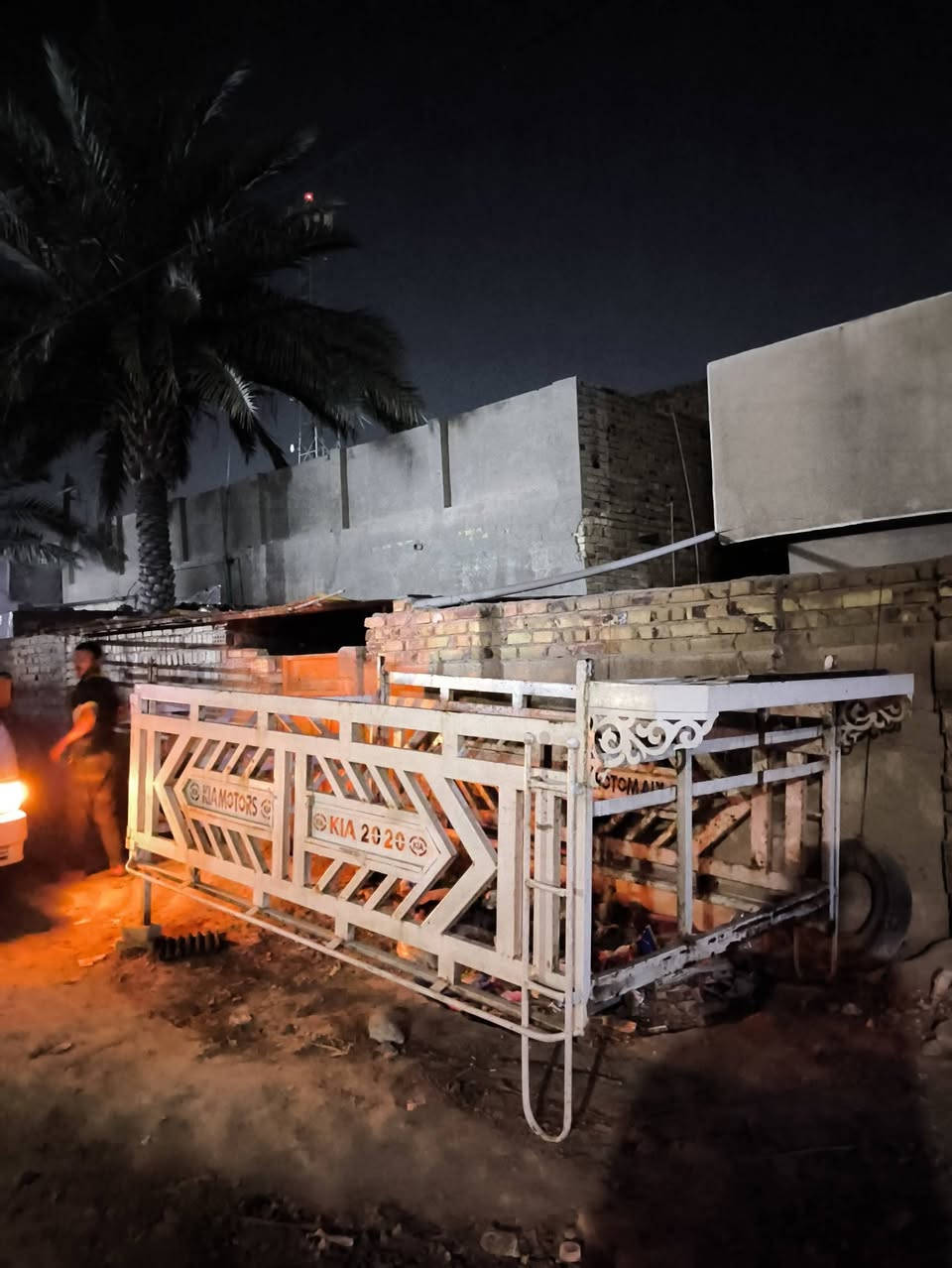 سلام عليكم محجر اللبيع مال فحل *********** السعر 250بي مجال
