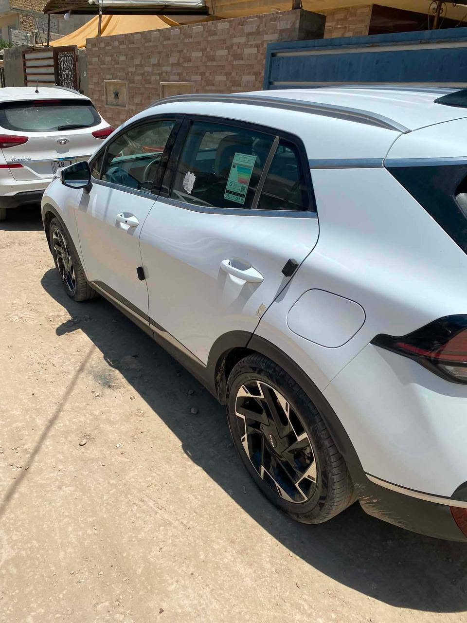 مكلف بالنشر للبيع فقط 
سبورتج 2024 خليجي 
السياره جديده
 ماشيه 29الف km 
بصمه تشغيل وتشغيل، عن بعد 
بصمات عدد ح اصلـات
 كفاله عامه من الصبغ والتبديل والبارد 
ترحيب ابواب ومري 
شاشه
 شفتات بالمقود كامره رادارات حساسات نقط عميـه
 تبريد شاشه
 سايد بريك بصمه
اوتو هولد 
(مكينه 2000 دوش ()
 ()بك لايت لد )) 
ويل 19 
تشغيل عن بعد
 شاير بلمري
 مكانها مركز الحلة
لاستفسار التواصل ***********

