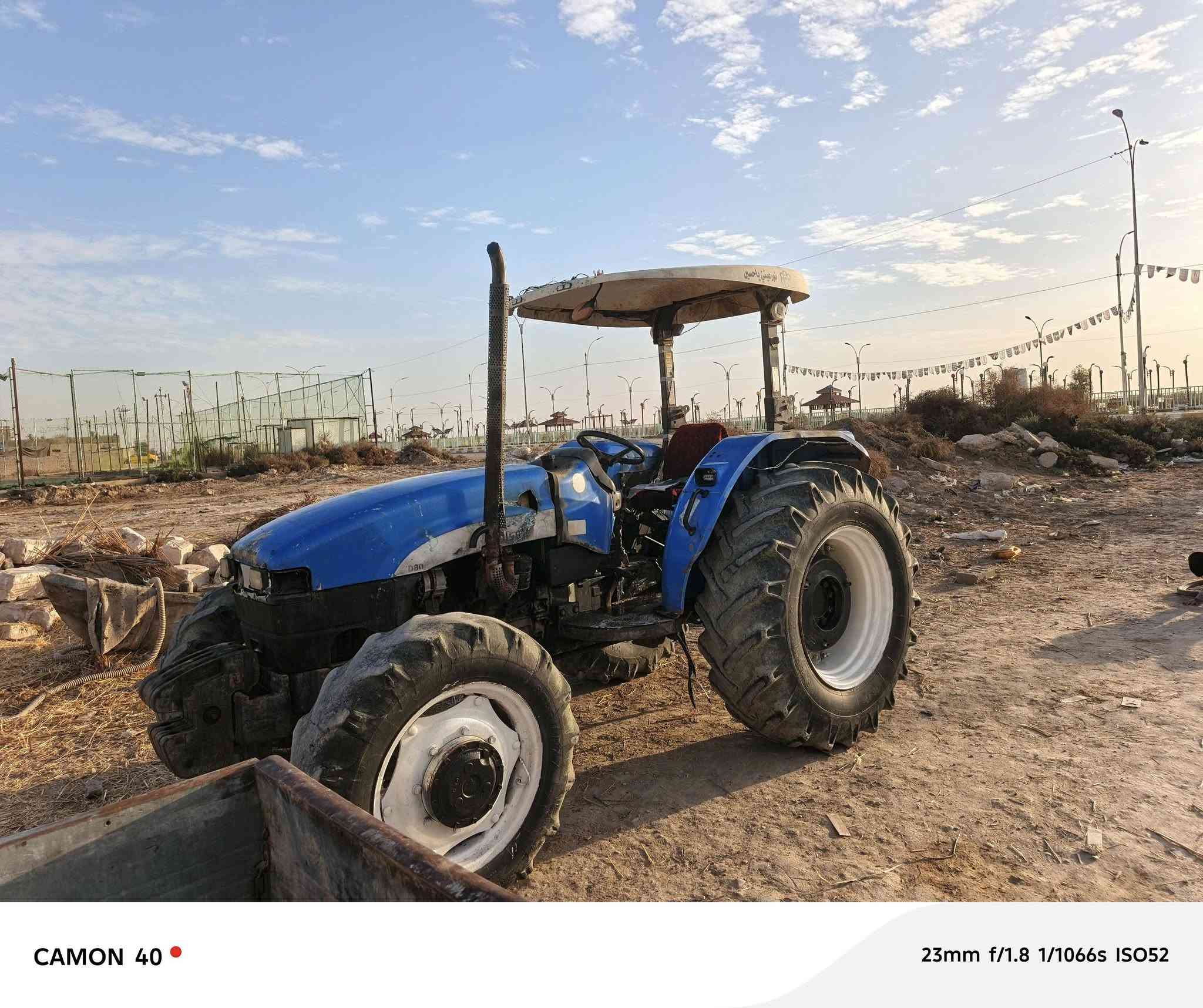 سلام عليكم مكينه نيوهلند حجم 80للبيع مديل 2011رقم ميسان تحويل مباشر مكينه مكفوله فقط بس محرك مفتوح والباقي مكفول كفاله عامه شرط شغل مكان الناصريه رقم الهاتف ***********
