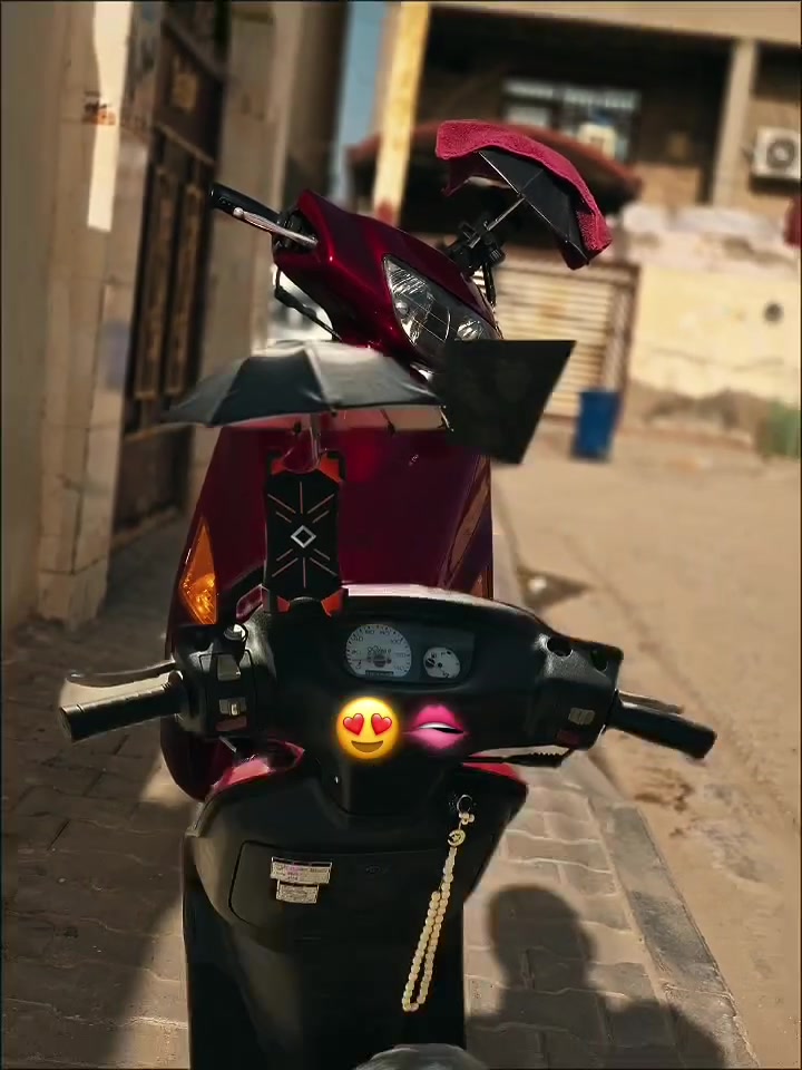 السلام عليكم 
فراشه نثيه 
قبل 6 اشهر من طلعتها من وكيل رمبه 
ماخذها 850
وكيلها بشارع الجمهوري 
شرط نضافت محرك وعل فحص الاكبر مصلح بديوانية تاخذها شلعه معدل 
استخدم دهن امزويل ابو15الف 
وبانزين محسن 
محركها ناعم ونضافه خير من الله 
كفرات بلادي ابد مامبدلات عل شخطة الحاويه وعل كسرت حاويه تريد تبدلهن اولا بكيفك كلشي بيها مال حاويه رمبه ركزلي رمبه مو تجميعه دراجه كلشي بلادي بيها  
الدراجه ارجع وكول حاويه رمبه ماخذها 850 رايدها 725وبيها مجال للشراي 
مكاني الديوانية  الاسكان


**إذا كنت صاحب هذا الإعلان وتريد حذفه لأي سبب، رجاءا أرسل رسالة إلى الدعم الفني**
