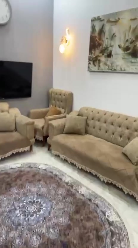 بيت المساحة 50متر طابقين للبيع البناء حديث سند 25طابو زراعي صرف خدمات المنطقة ماء ومجاري و كهرباء وتبليط الخطيب الزراعي شارع خولة مراجعة مكتب دلالية أبو مسلم الفتلاوي ***********
