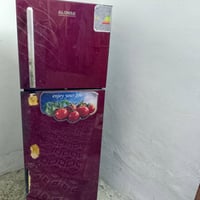 ثلاجه سبعه قدم 07778076122 سعرها40 مكانها بغداد الحريه