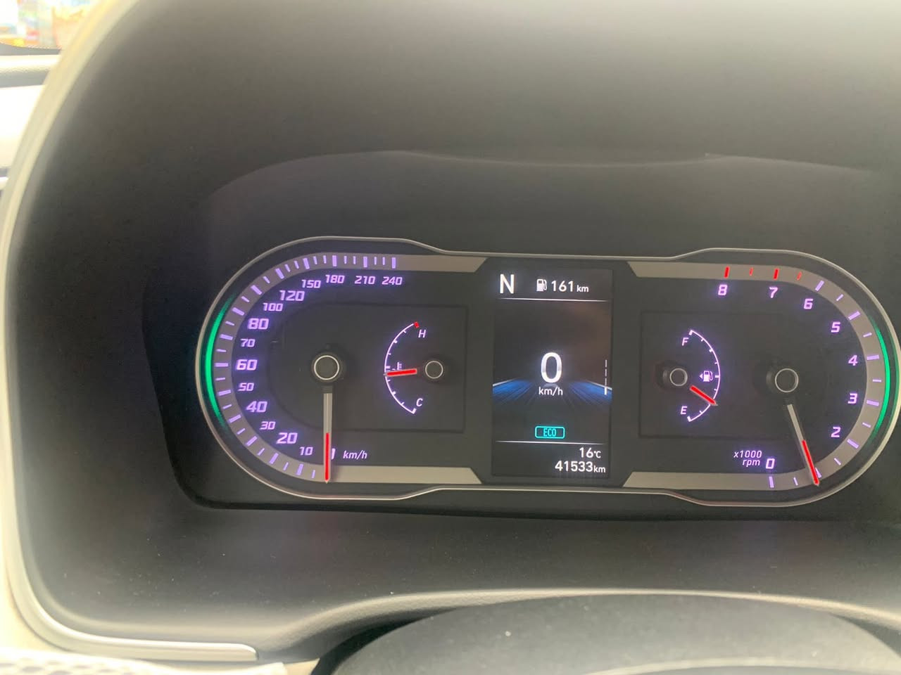 سلام عليكم
توسان 2023خليجي 

رقم أربيل  الضرر موضح بصورة طخة بسيطة 

مكاني بغداد الكمالية 

السعر 210$ وبيها مجال 

التواصل ***********
