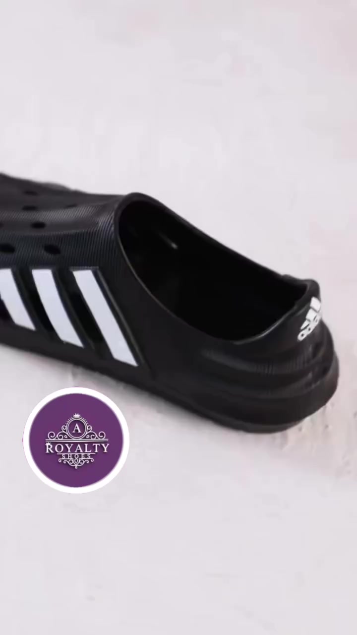 اللهم صل على محمد وآل محمد
يُدَبِّرُ الْأَمْرَ مِنَ السَّمَاءِ إِلَى الْأَرْضِ ثُمَّ يَعْرُجُ إِلَيْهِ فِي يَوْمٍ كَانَ مِقْدَارُهُ أَلْفَ سَنَةٍ مِّمَّا تَعُدُّونَ
​{إِنَّ هَٰذَا لَرِزْقُنَا مَا لَهُ مِن نَّفَادٍ}
جمله فقط 👉👉👉
للتواصل على وتساب
***********
