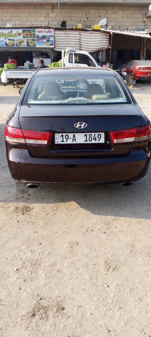 سياره سوناتا2006 محرك 6سلندر وارد امريكي ضربته جاملغات الخلفيه بدون دواخل يعني الحوض مابي اي شي والجاملغ الأيمن بدون دواخل بأسمي السياره مصبوغه عام محرك بي بخار السعر 80  وبيه مجال العنوان كربلاء ***********
