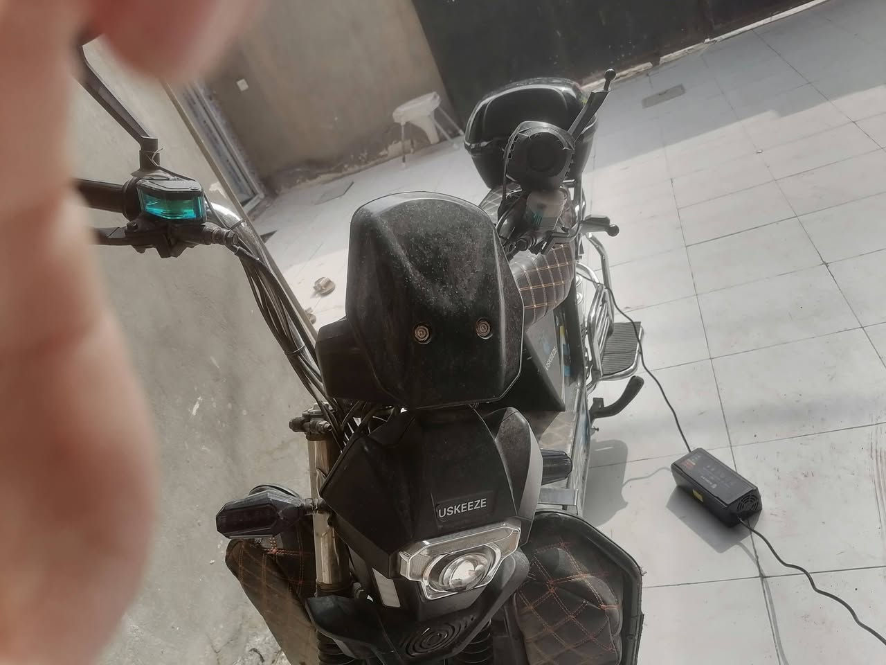 دراجه شحن للبيع مستعمل شيء قليل سعرها 650 وبيها مجال بسيط مكاني فلوجه ***********
