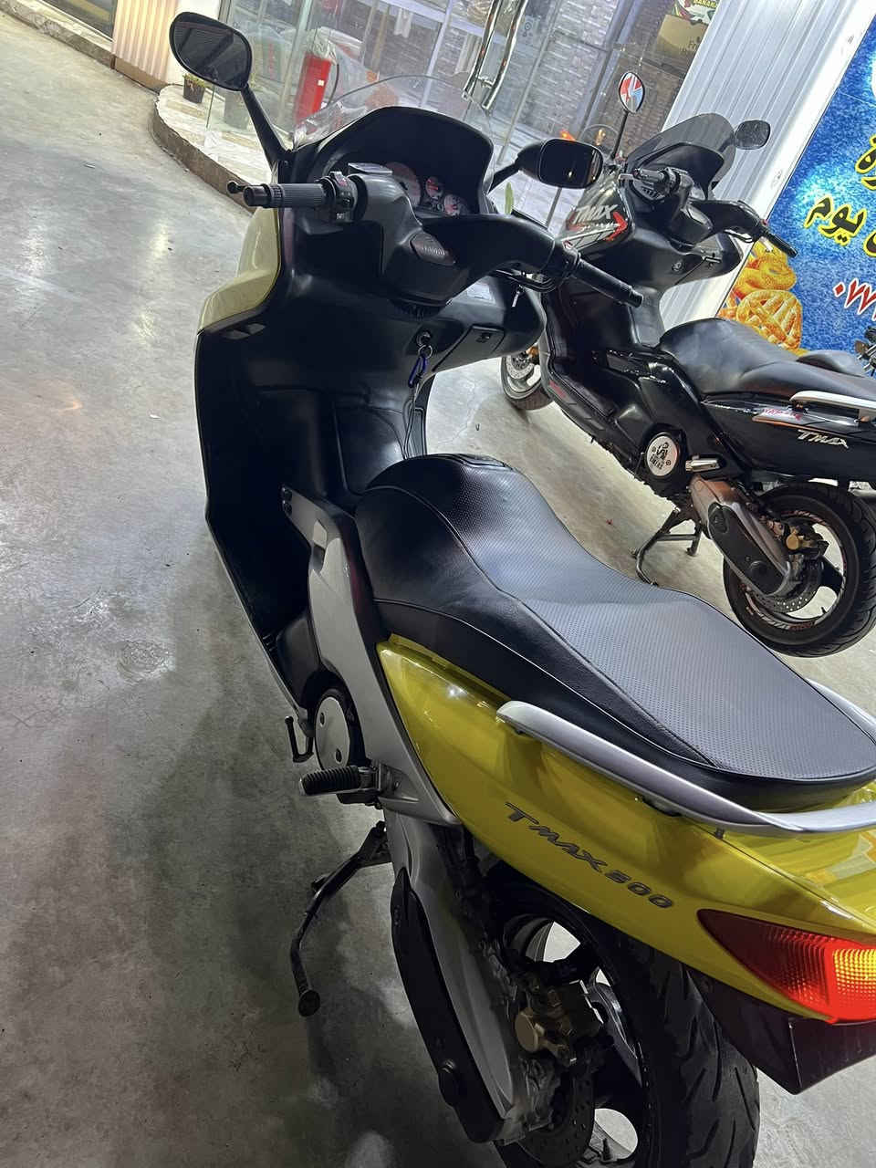 سلام عليكم تي ماكس للبيع مديل 2007
دراجه نضيفه وبلاديه 
دراجه بيه صالنصه رياضي اوفر 
كفرات بلاديه وجديده 
تايرات جديده 
مكان الدراجه واسط قضاء الحسينيه 
هاتف ***********
سعر المطلوب 20 وبيه مجال
