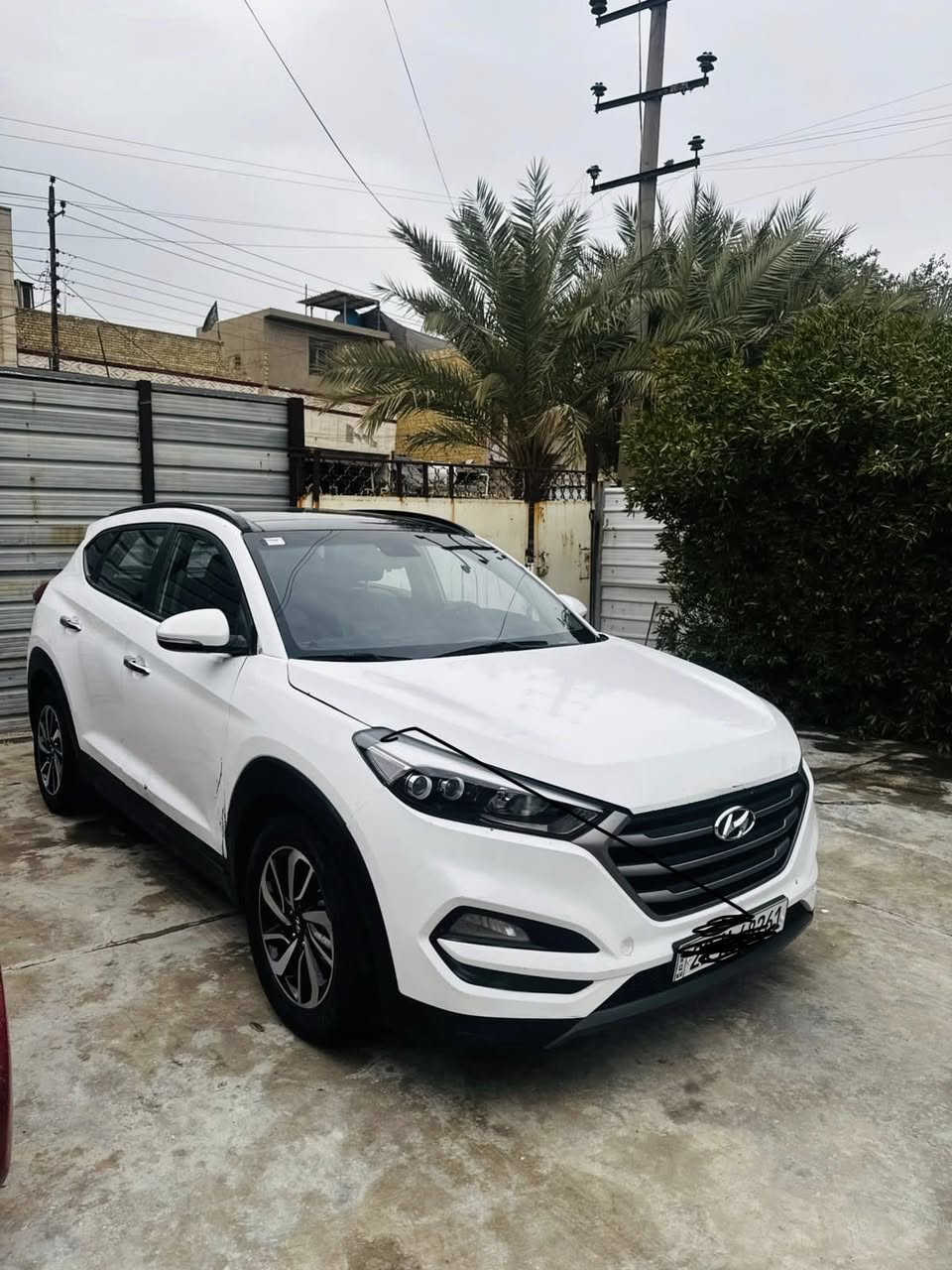 توسان 2016 فول لفول 

رقم اربيل لجديد سياره بيها ضربه بلغد بدون كص بدون تبديل لباقي كفاله 
مكينه كاز بلاديه كاز 
مكان السياره بغداد العبيدي سعرها 110 

أتصال 📞 ‭0770 667 9567‬
