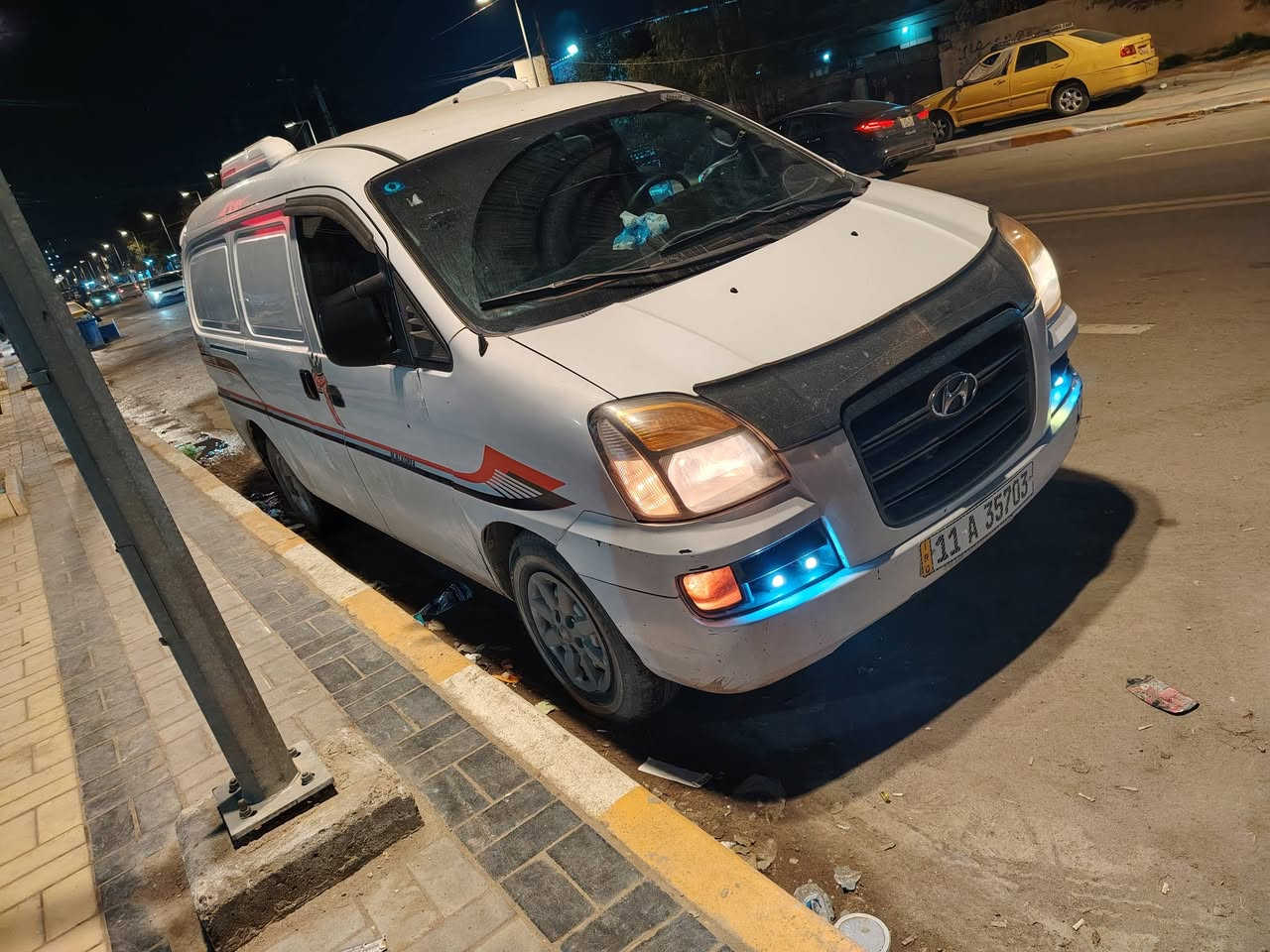 ستاركس فإن محرك بانزين موديل 2007 سياره جاهزه واي نقص مابيه السعر 63 مكان بغداد***********
